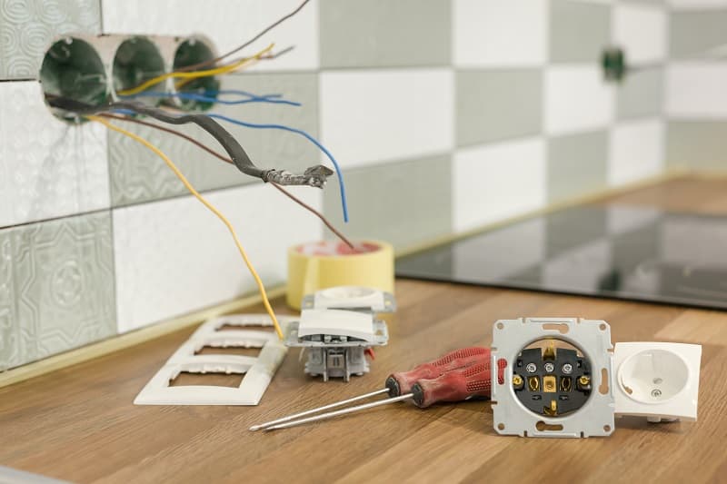 آموزش سیم کشی پریز برق